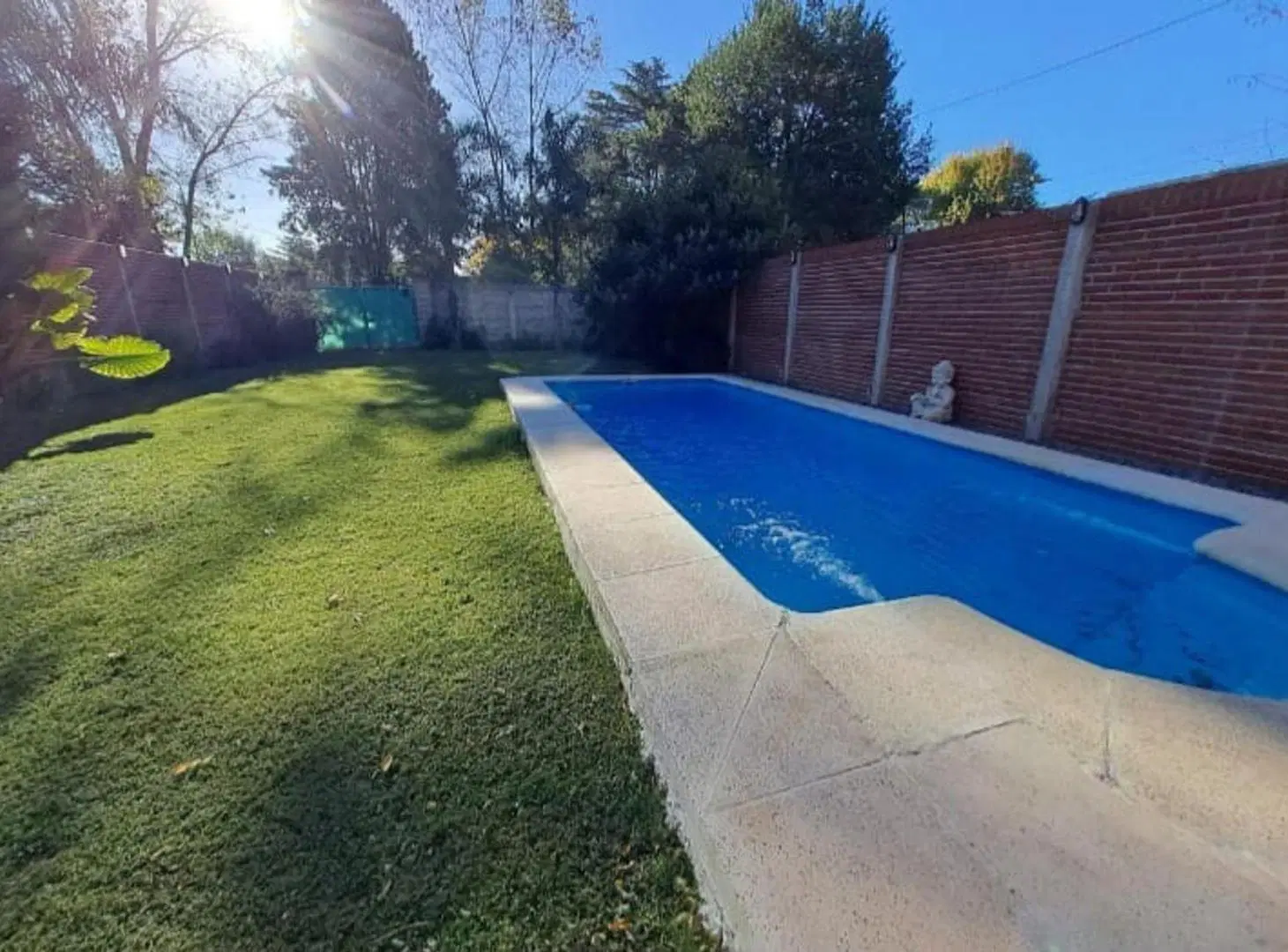VENTA CASA JOSE C PAZ CON PILETA 4