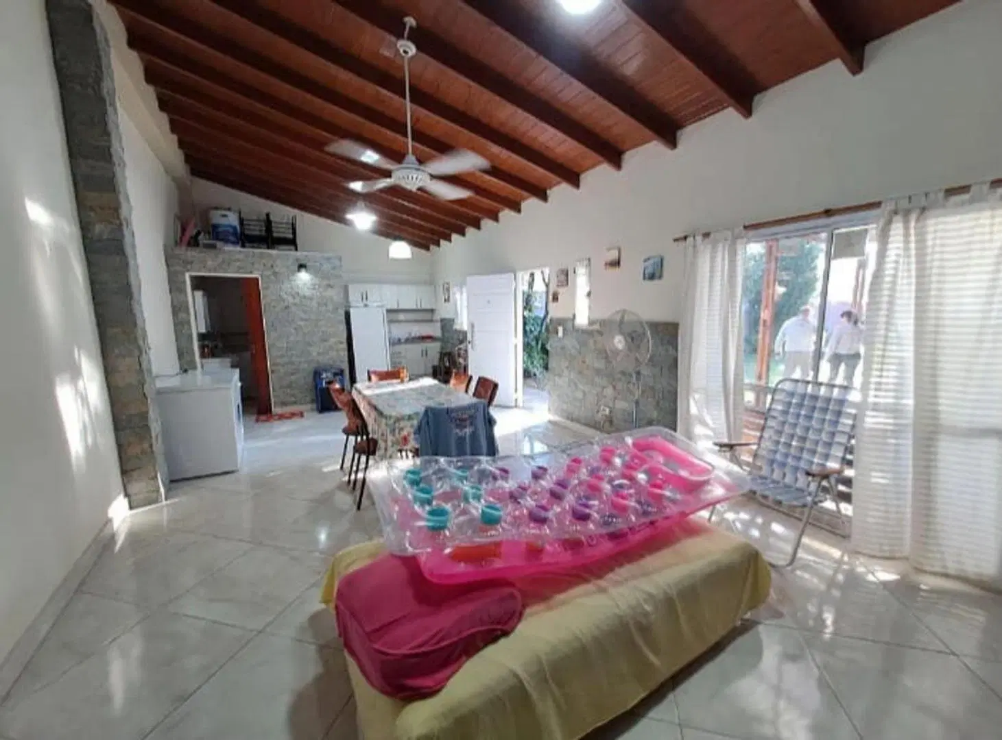 VENTA CASA JOSE C PAZ CON PILETA 8