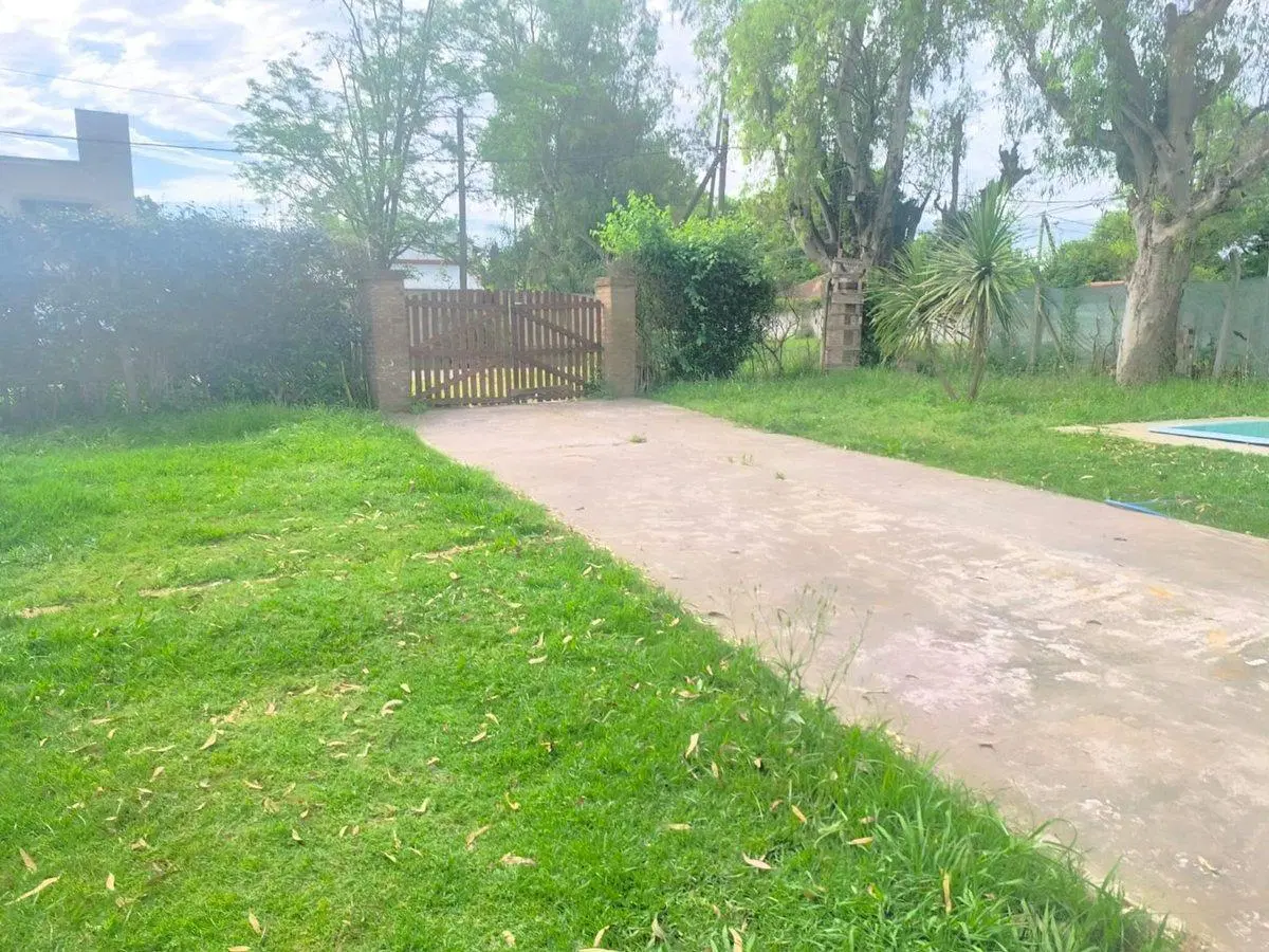 VENTA CASA DEL VISO PILETA 4