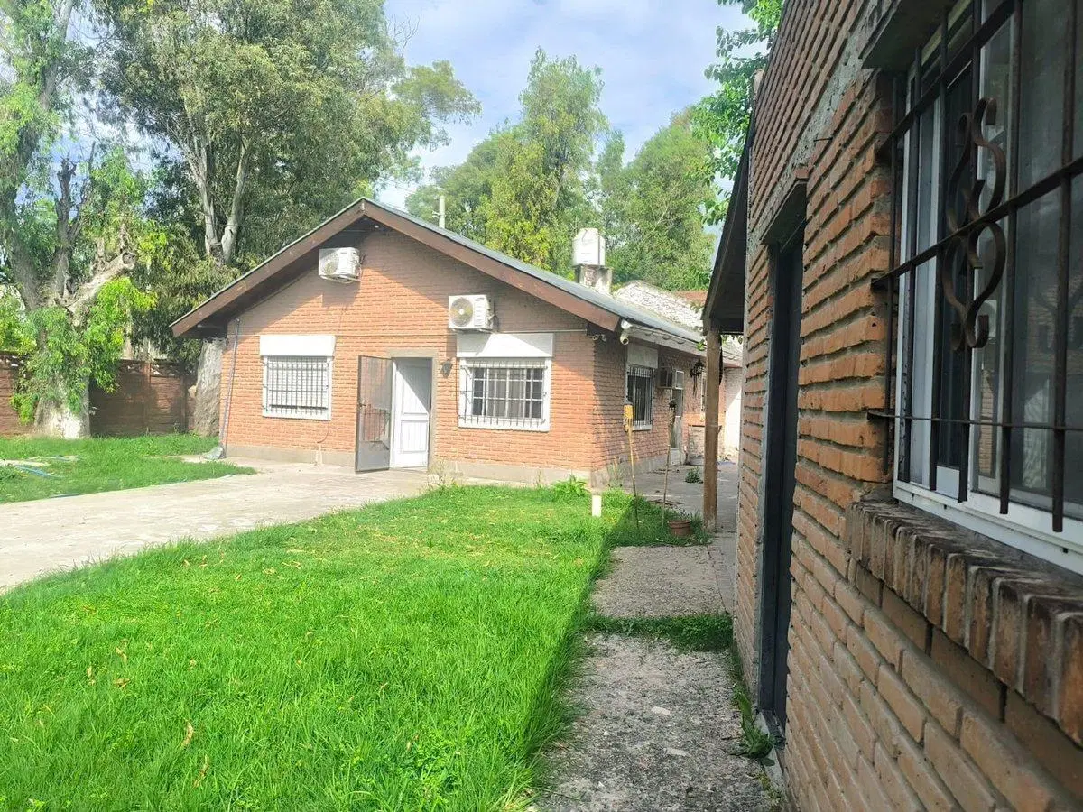 VENTA CASA DEL VISO PILETA 5