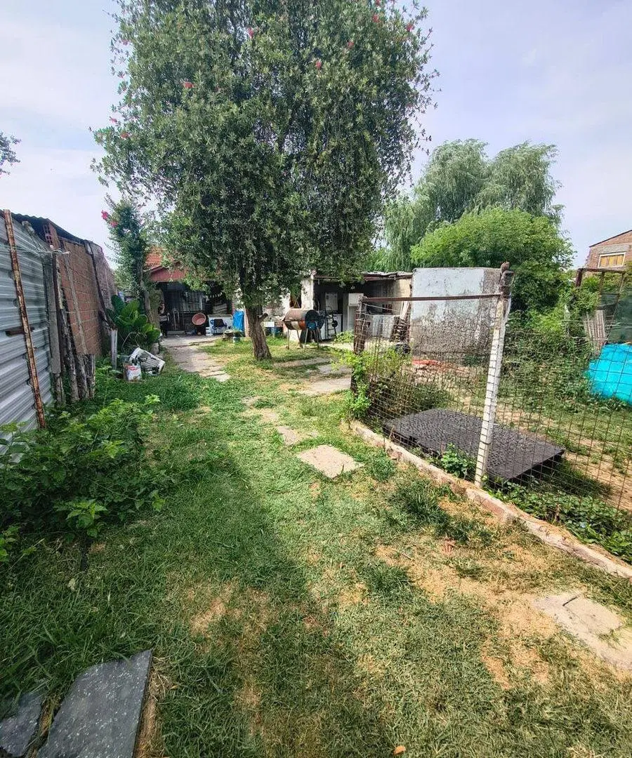 Venta casa multifamiliar PILAR DERQUI 460mtr total 5