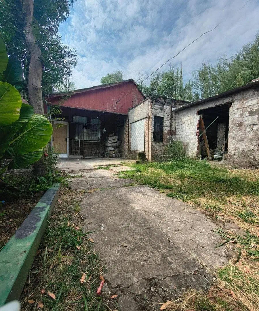 Venta casa multifamiliar PILAR DERQUI 460mtr total 2