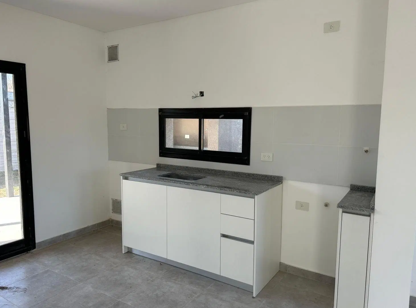 VENTA DE CASA 3 AMBIENTES DEL VISO PILAR 3