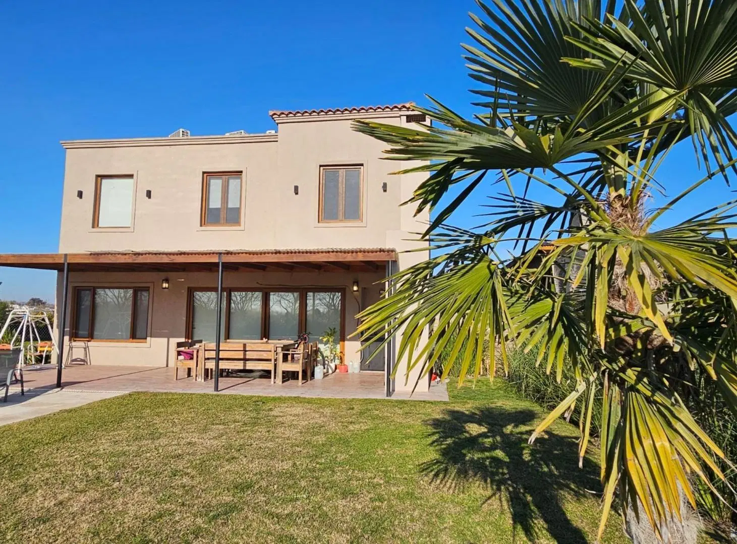 VENTA CASA 5 AMB STA ELENA  LUMINOSA CON PILETA 4