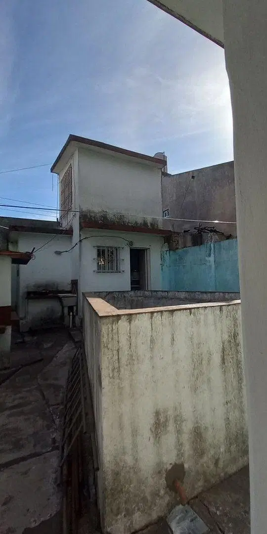 VENTA CASA 3 AMBIENTES EN MORENO MULTIFAMILIAR 4