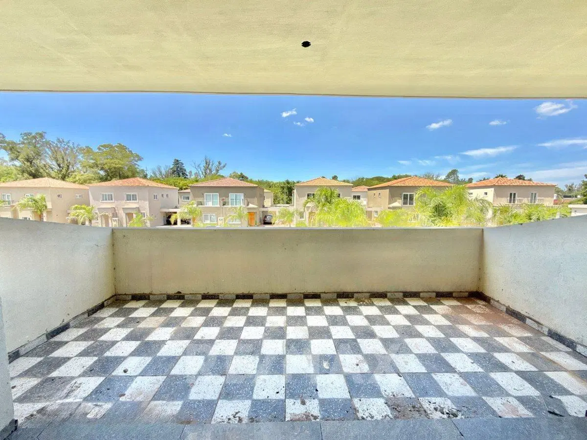 VENTA DPTO 2 amb 1er PISO SARAVI VILLAGE PILAR 8