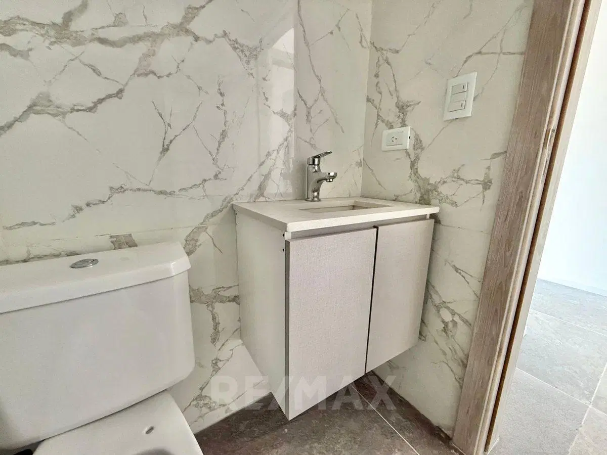 VENTA DPTO 2 amb 1er PISO SARAVI VILLAGE PILAR 3