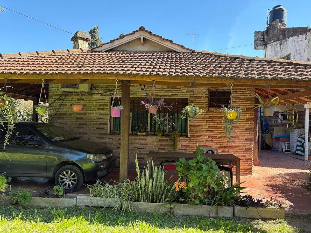 Venta de Casaquinta con pileta en Tortuguitas 5