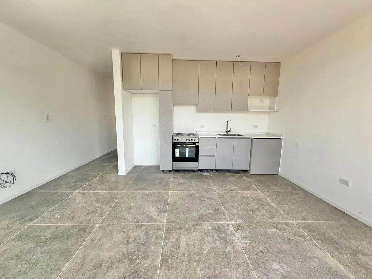 VENTA DPTO 2 AMB PRIMER PISO SARAVI VILLAGE PILAR 3