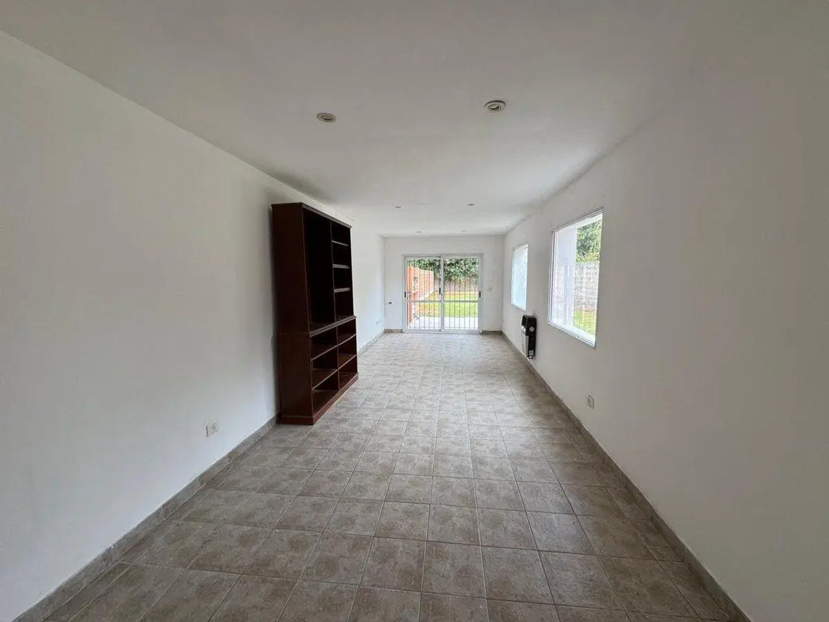 Casa en Venta en el Centro de Capilla del Señor 8