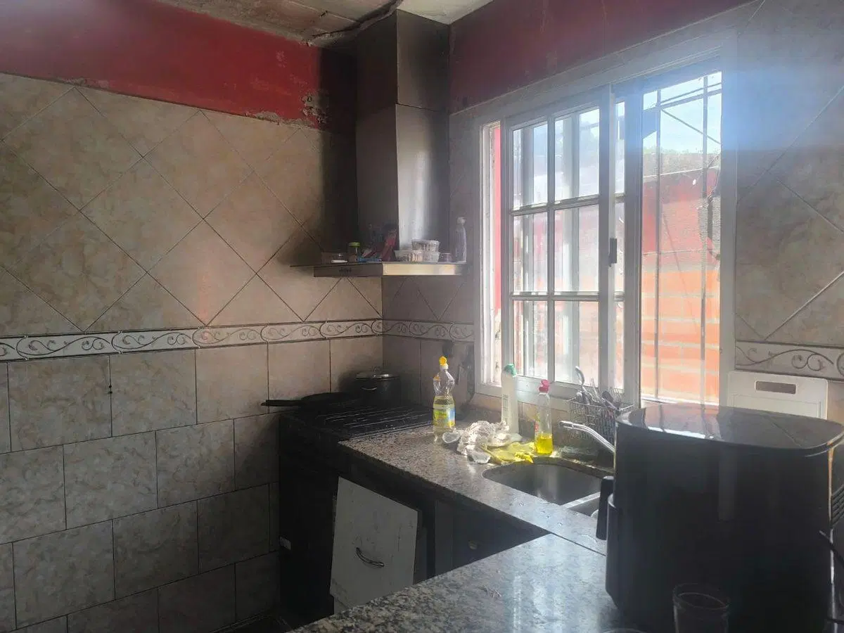 VENTA CASA TORTUGUITAS A REFACCIONAR 8