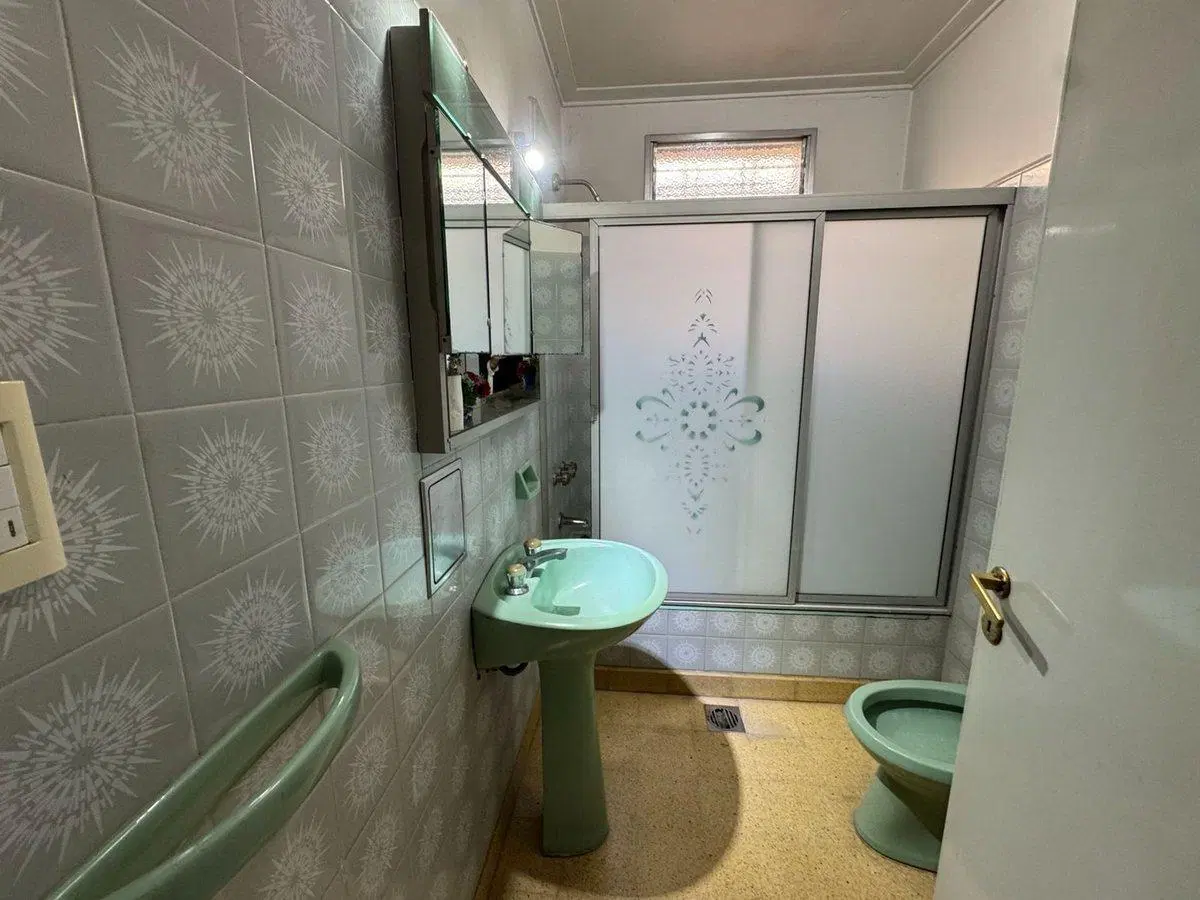 ALQUILER COMERCIAL CASA CENTRO DE PILAR 8