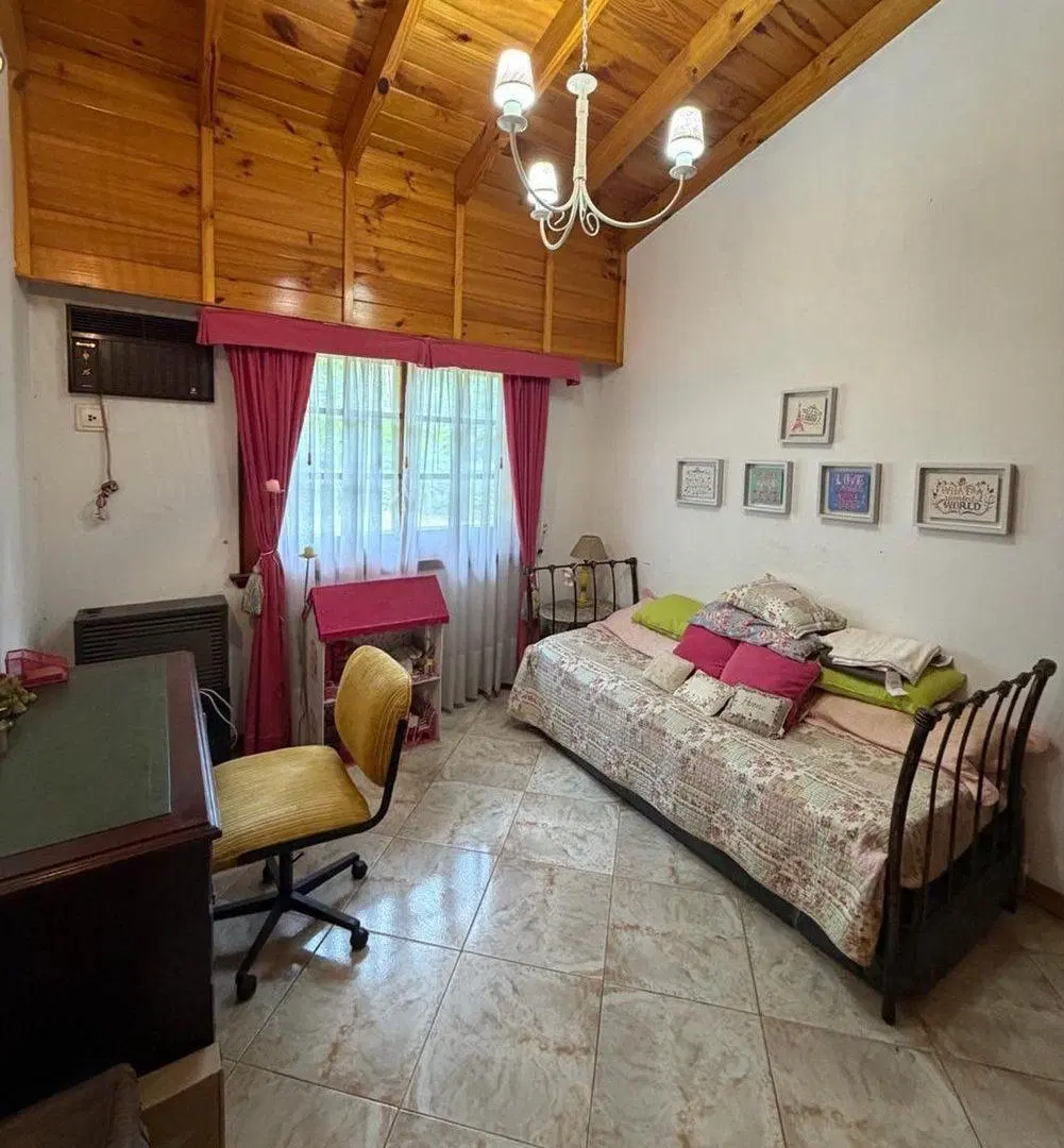 Venta casa en Las Brisas Country Club en Pilar 8