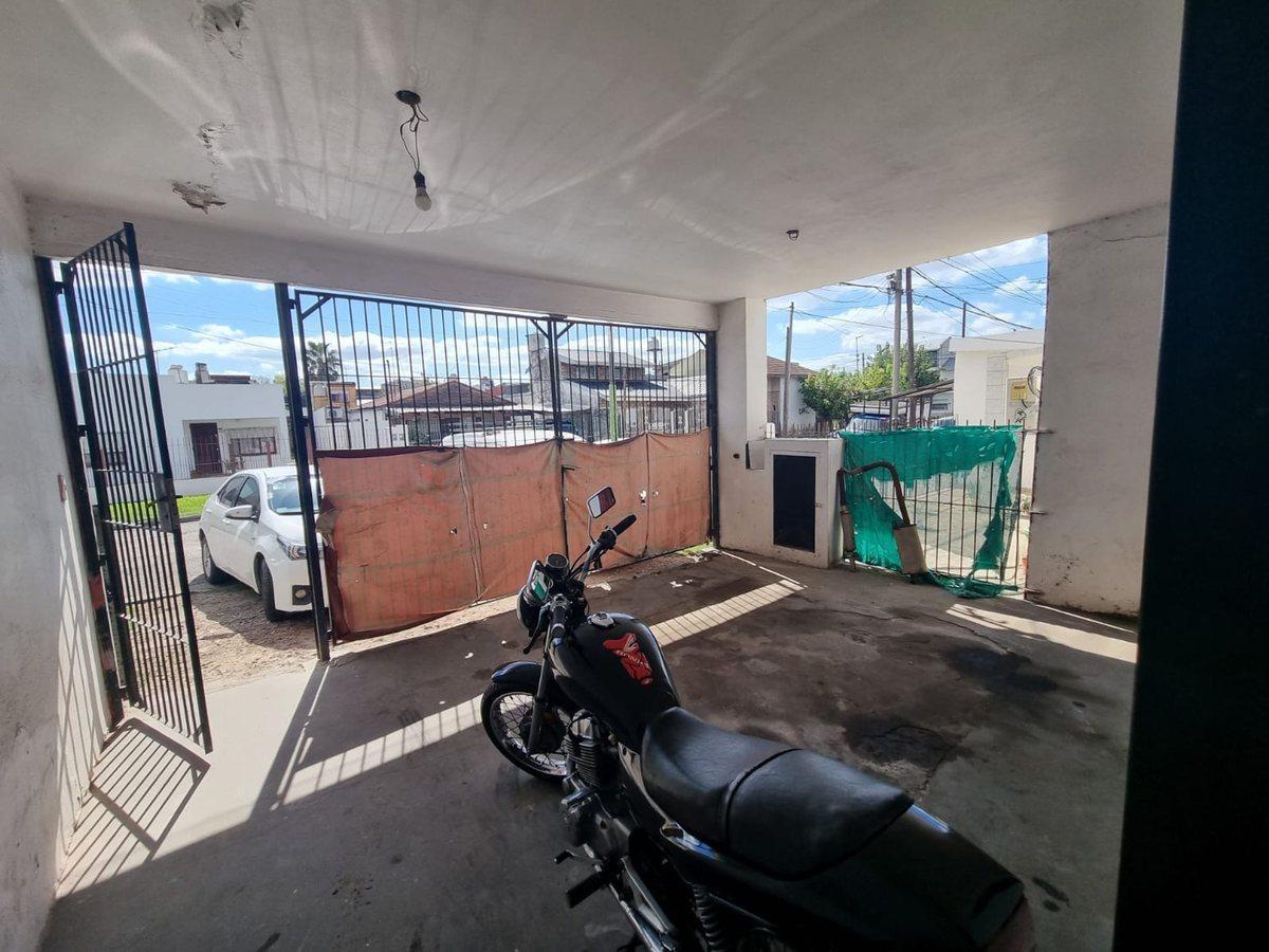 Foto de VENTA CASA A REFAC LOCAL GRAND BOURG APTO CREDITO, imagen 5