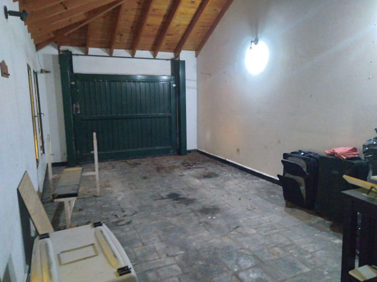 Foto de Lote Terreno con cochera quincho baño, imagen 2