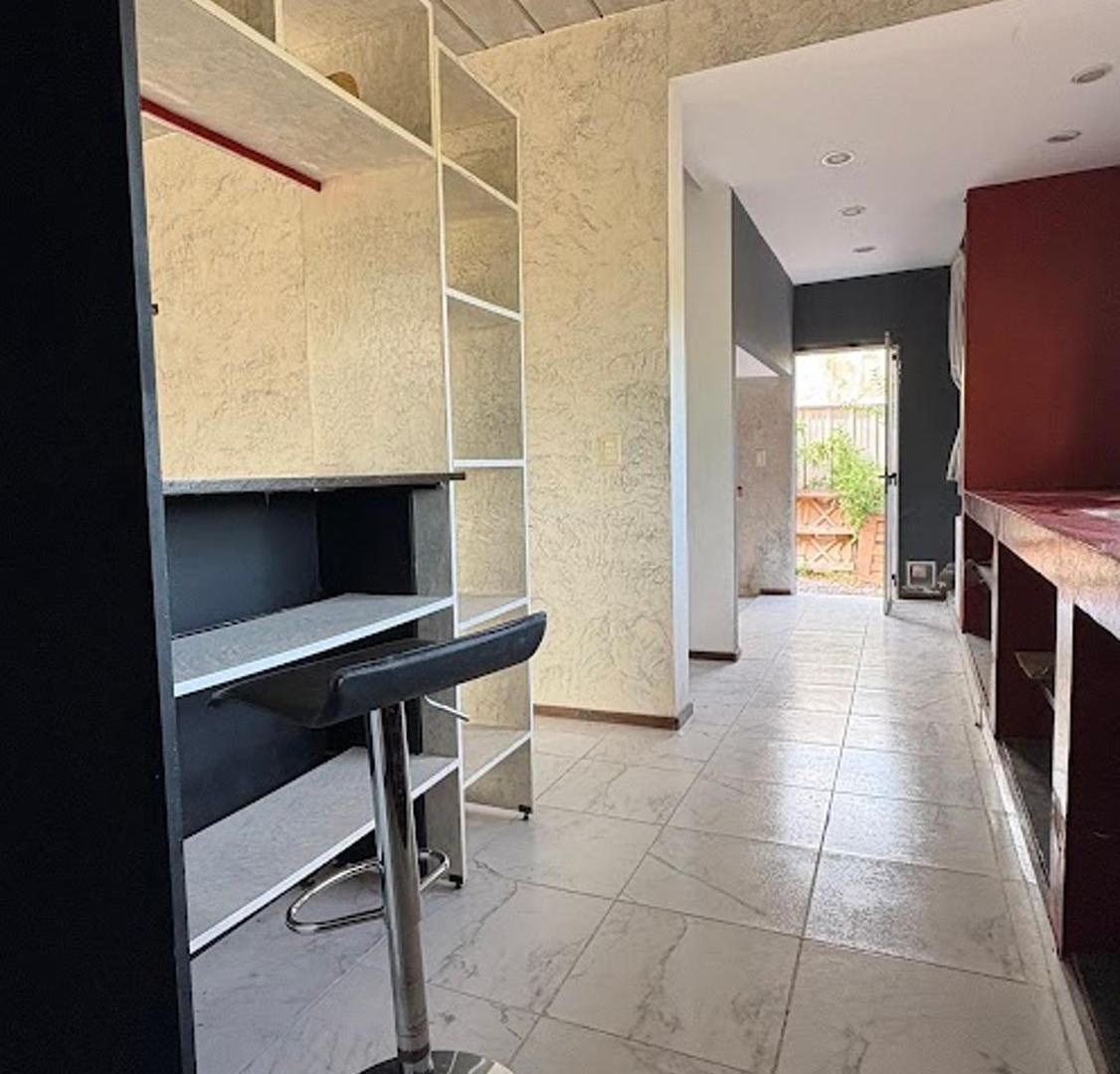 Foto de CASA 4 AMB. - PILETA - BARRIO PRIVADO - MANZANARES, imagen 2