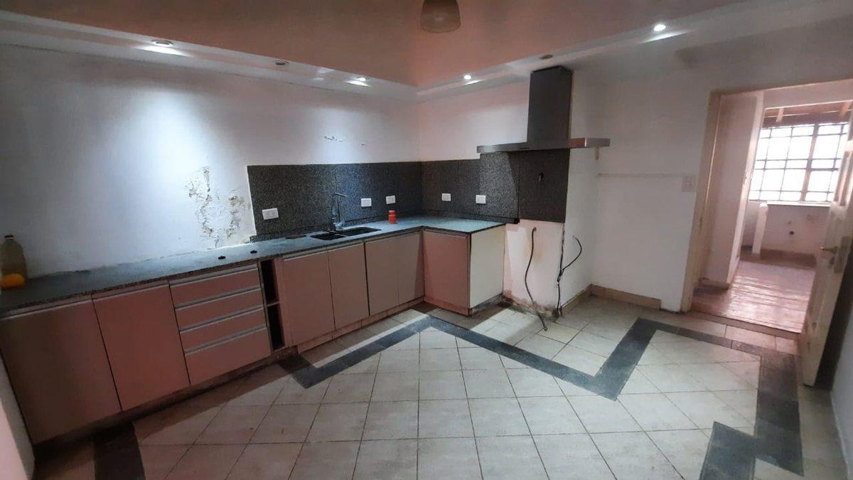 Foto de CASA EN VENTA 3 AMB JOSE C PAZ A RECICLAR, imagen 3