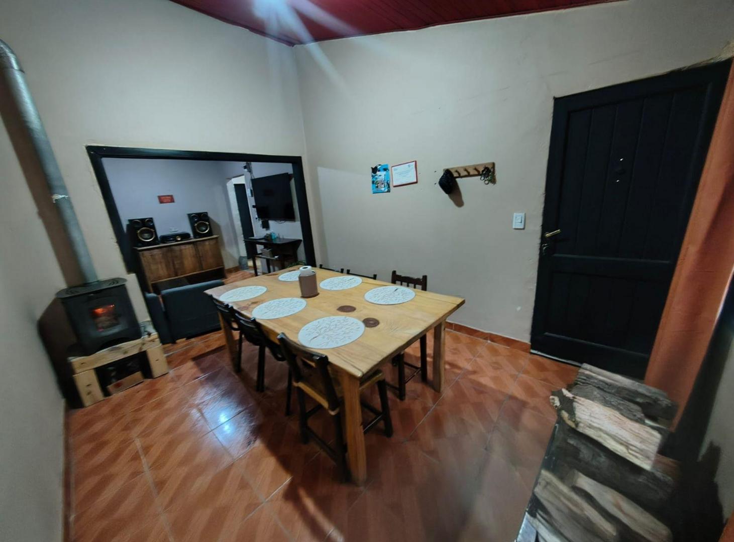 Foto de VENTA CASA 4 AMBIENTES PTE DERQUI PILAR, imagen 1