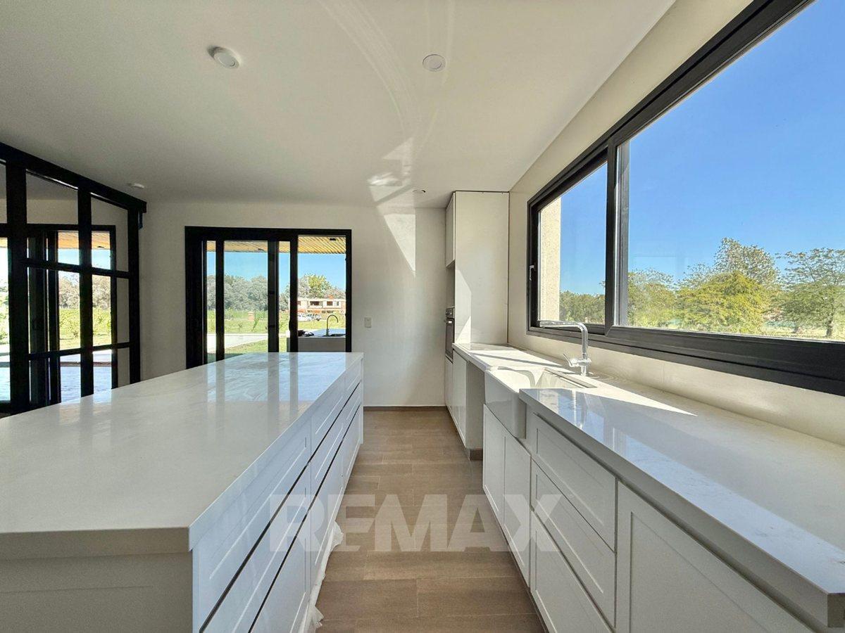 Foto de VENTA CASA 5AMB. PILARA TILBURY FINANCIACIÓN, imagen 3