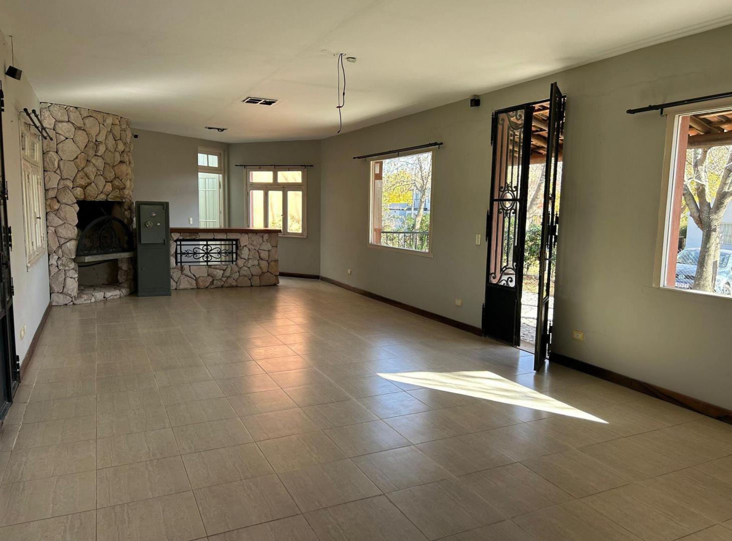 Foto de VENTA CASA 5 AMB LA QUEBRADA ZELAYA, imagen 3