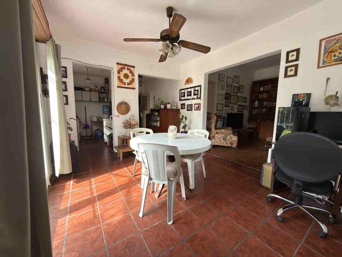 Foto de VENTA CASA 5 AMBIENTES ADOLFO SOURDEAUX, imagen 1