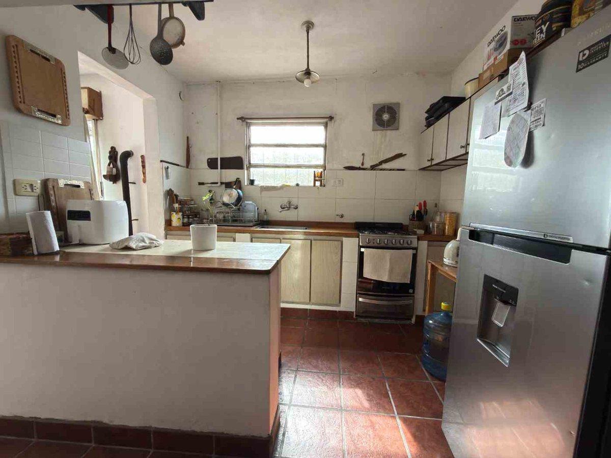 Foto de VENTA CASA 5 AMBIENTES ADOLFO SOURDEAUX, imagen 2