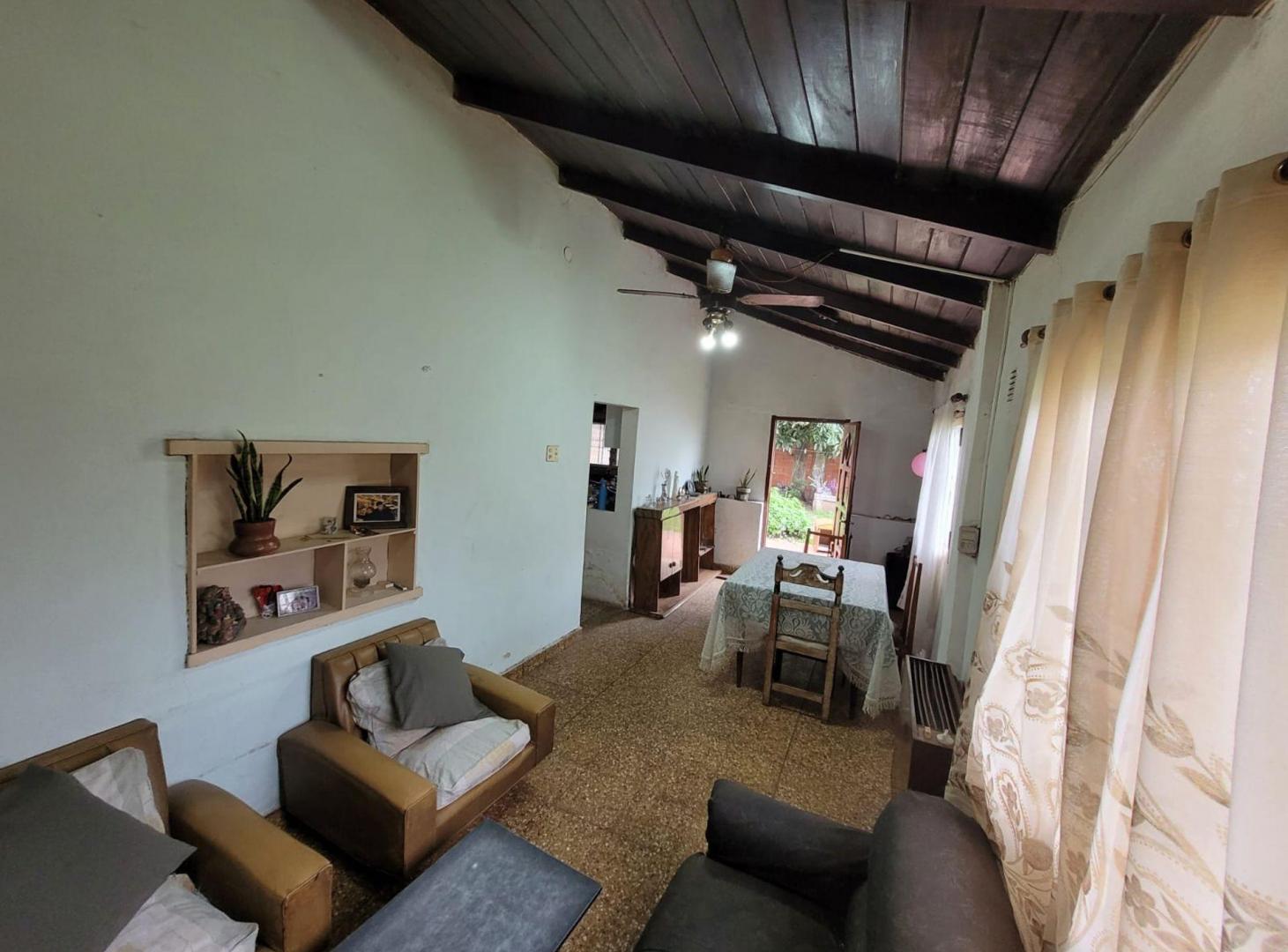 Foto de VENTA CASA 4 AMBIENTES SAN MIGUEL CON 2 MONOS, imagen 2