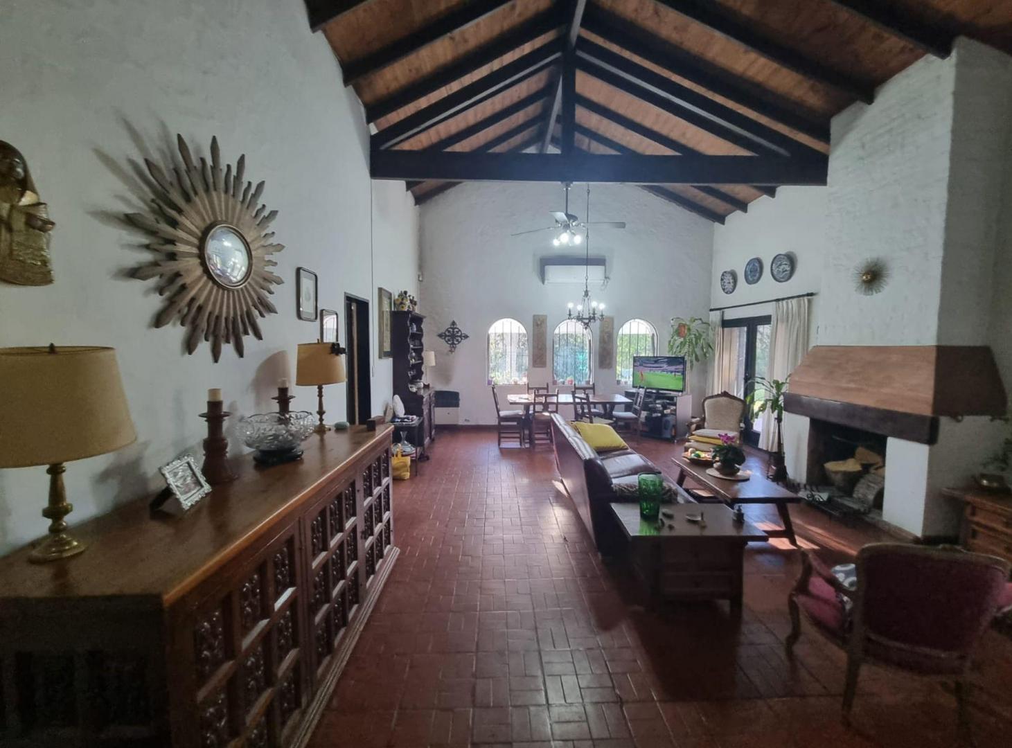 Foto de VENTA CASA 5 AMBIENTES PILAR APTO CREDITO, imagen 3