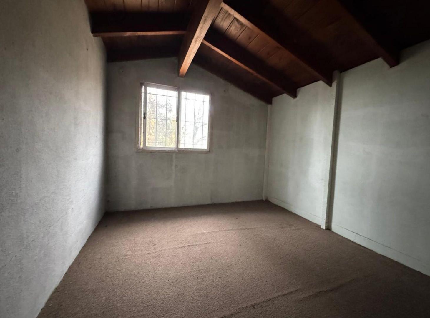 Foto de Venta Casa Pilar Manzone Lote 1.758 m²-, imagen 4