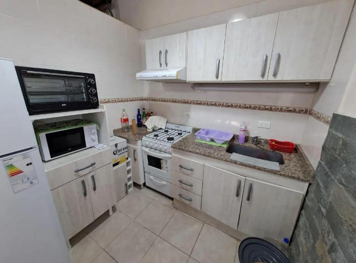 Foto de VENTA CASA JOSE C PAZ CON PILETA, imagen 3