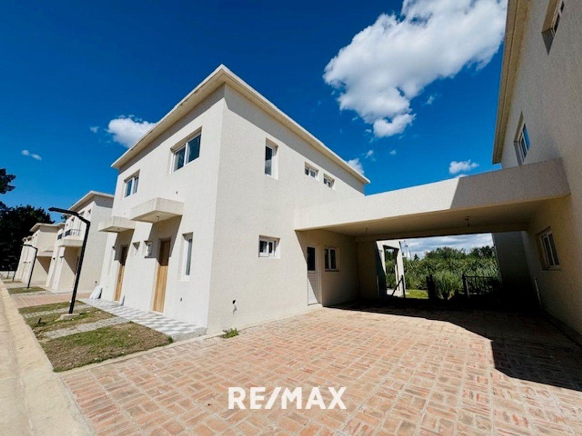 Foto de VENTA CASA 3 AMB. JARDÍN CHIC PILAR FINANCIACION, imagen 4