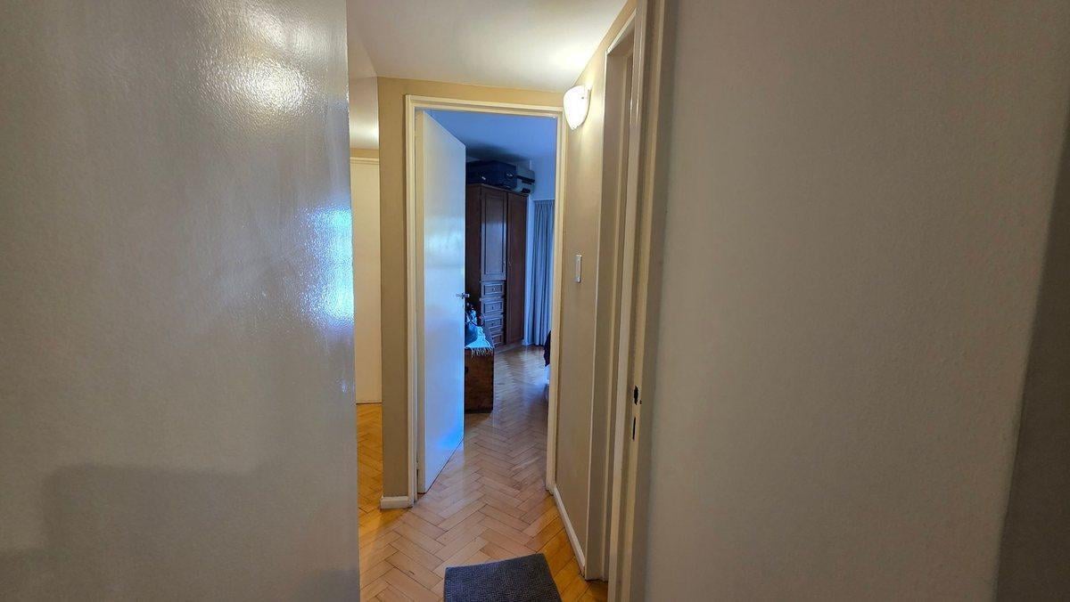 Foto de VENTA DEPTO 4 AMBIETES CABALLITO COCHERA, imagen 2