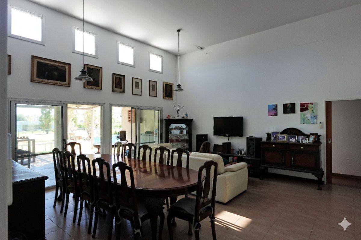 Foto de VENTA CASA 5 AMB SANTA GUADALUPE PILAR DEL ESTE, imagen 3