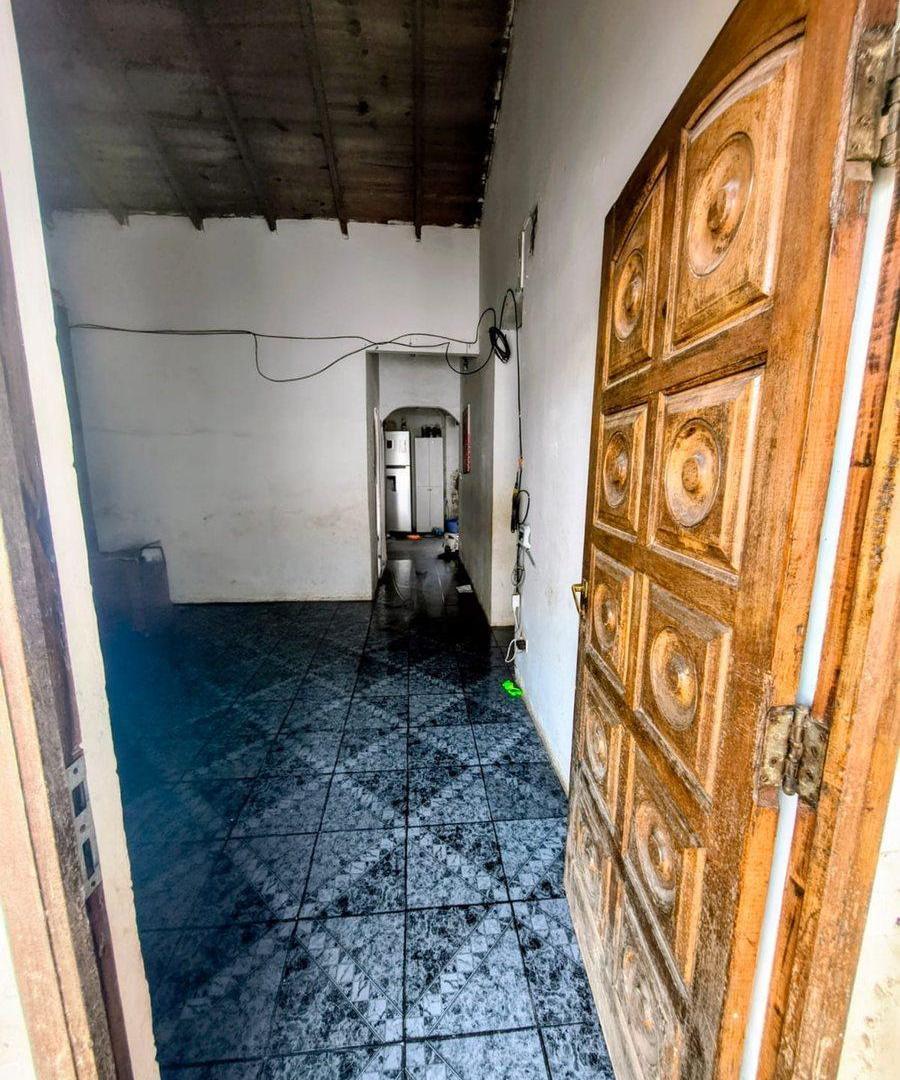 Foto de Venta casa multifamiliar PILAR DERQUI 460mtr total, imagen 2