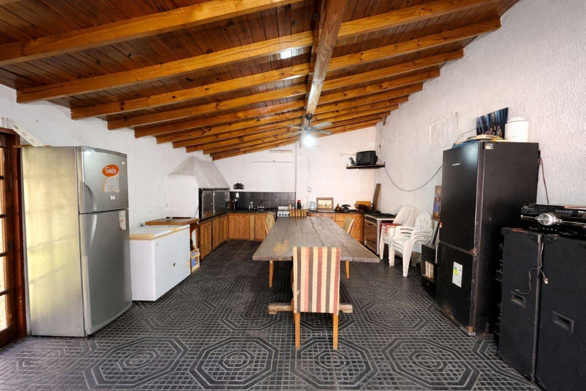 Foto de VENTA CASA EN PILAR CENTRO CALLE BOLIVAR AL 800, imagen 3