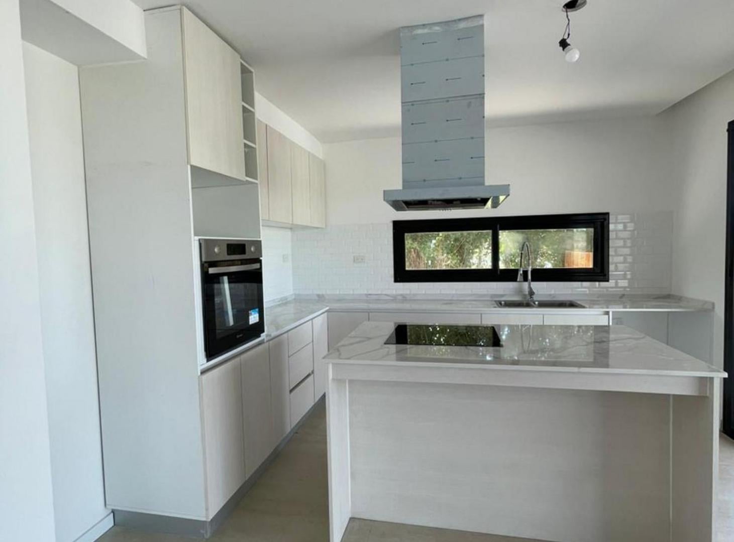 Foto de VENTA CASA 5 AMB SAN SEBASTIAN VISTA A LAGUNA, imagen 3
