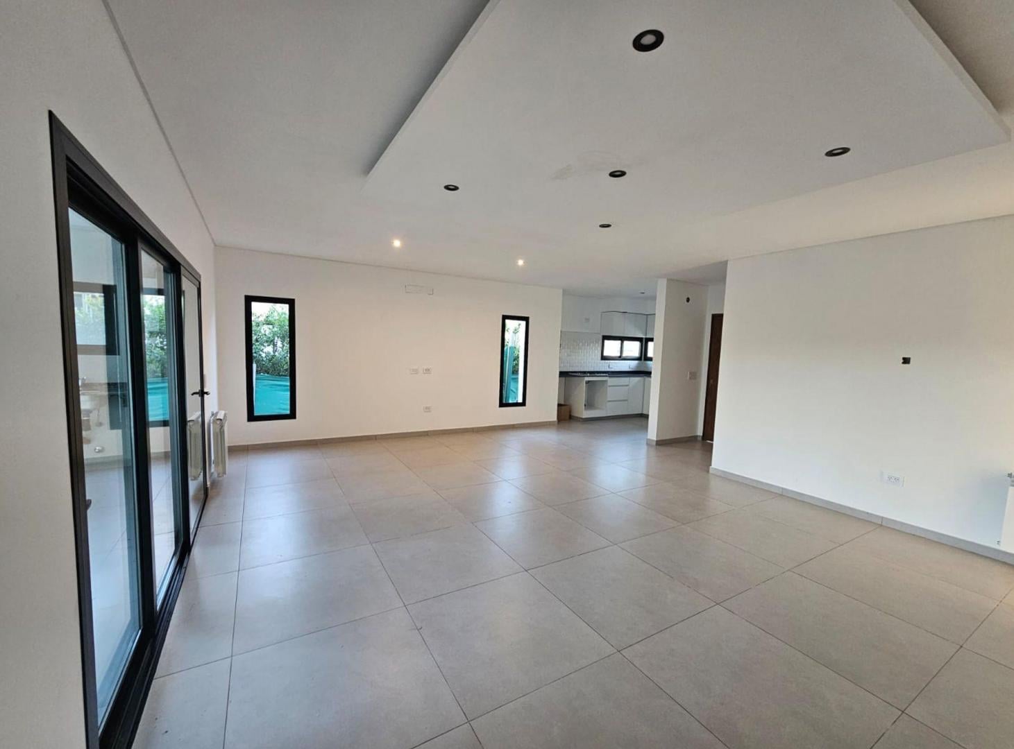 Foto de VENTA CASA 4 AMB SANTA LUCIA PILAR DEL ESTE, imagen 5