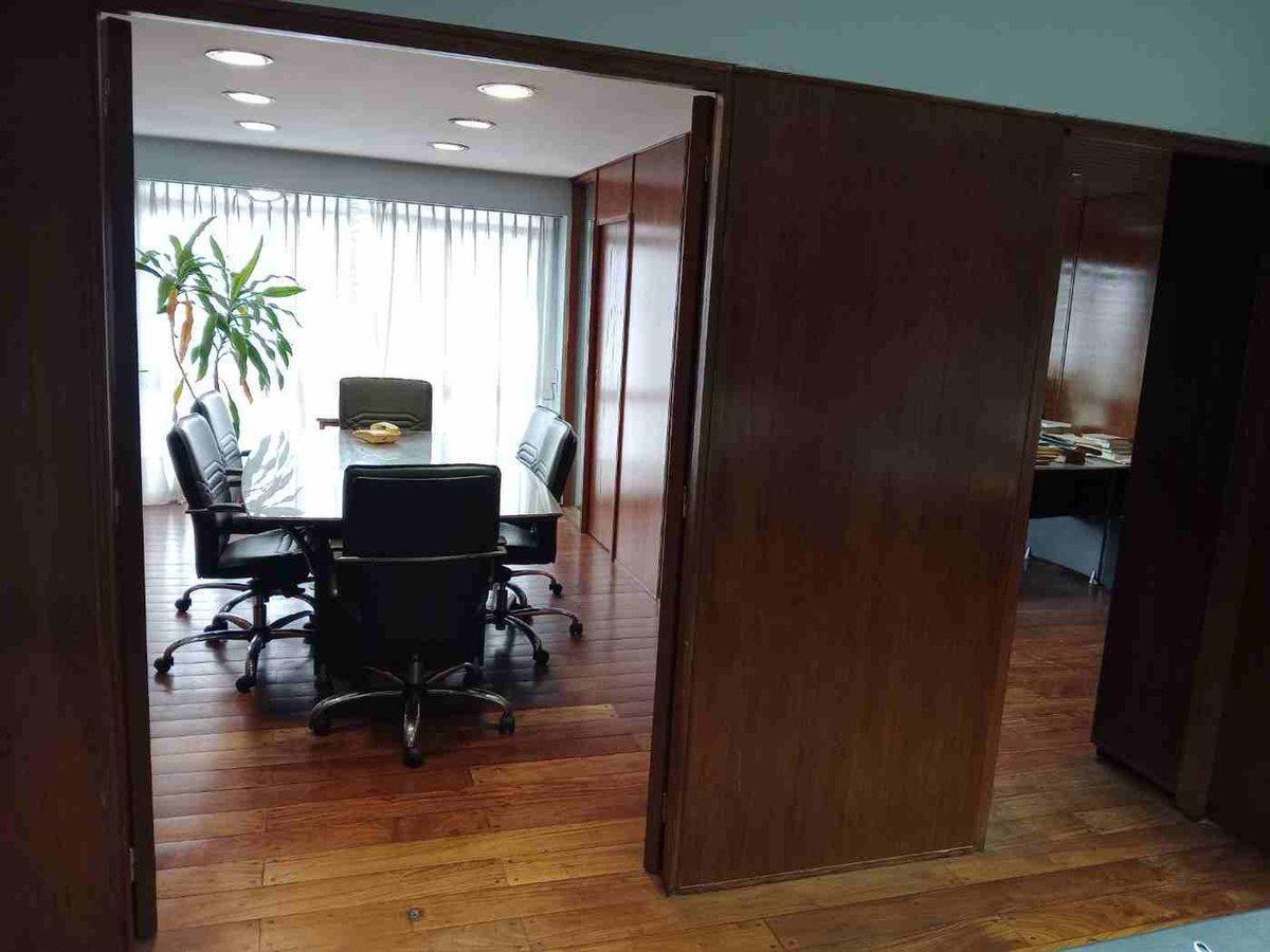 Foto de VENTA OFICINA MICROCENTRO 250MTRS DEL OBELISCO, imagen 4