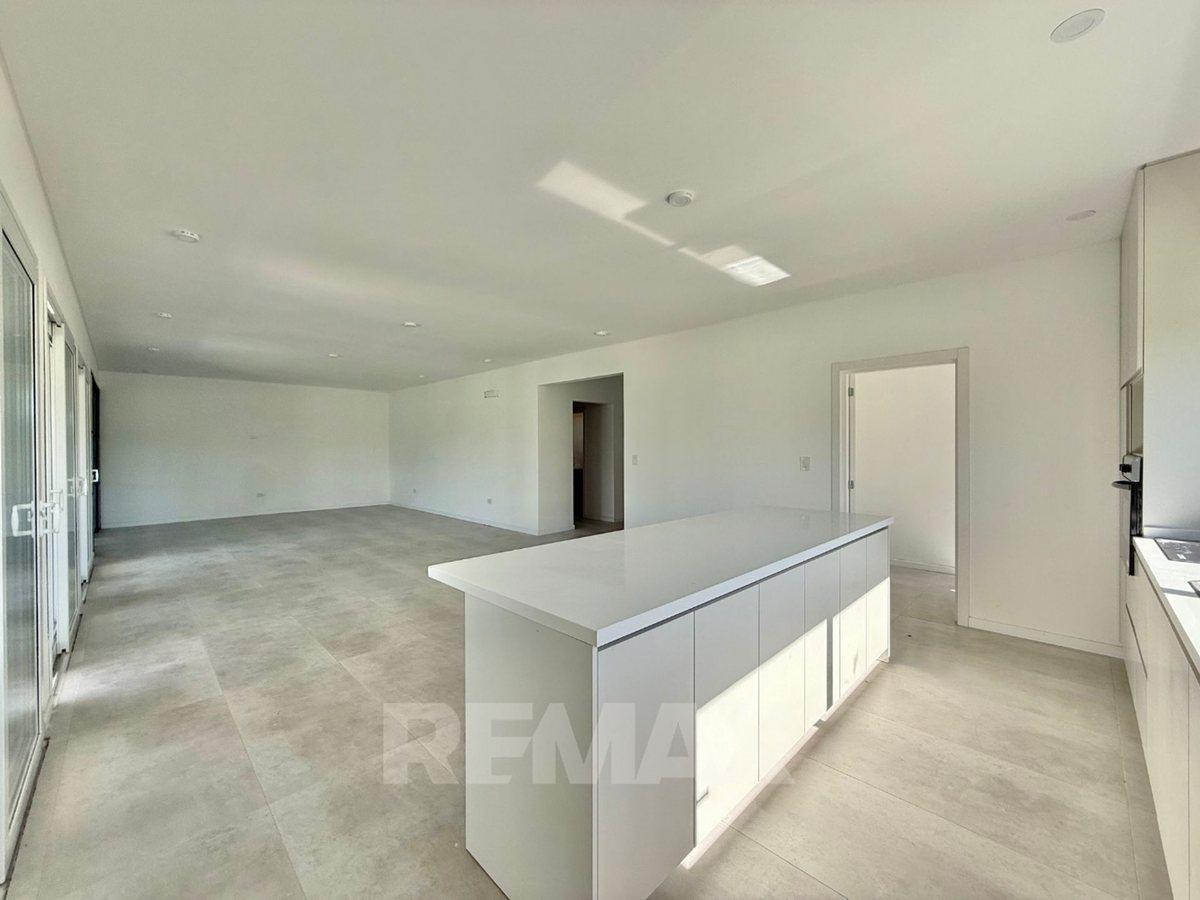 Foto de VENTA CASA 5 AMB. TILBURY PILARA FINANCIACIÓN, imagen 2