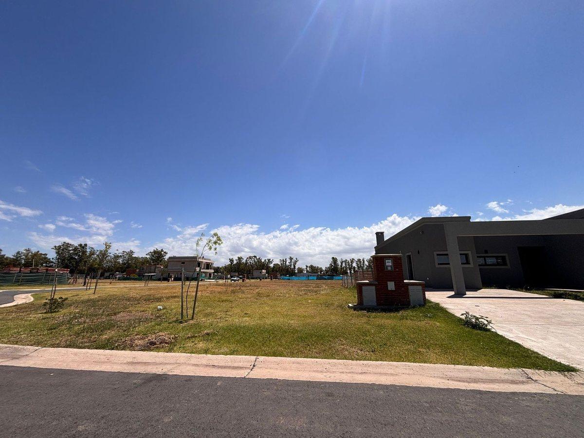 Foto de VENTA LOTE CENTRAL SANTA SOFIA PILAR DEL ESTE, imagen 5