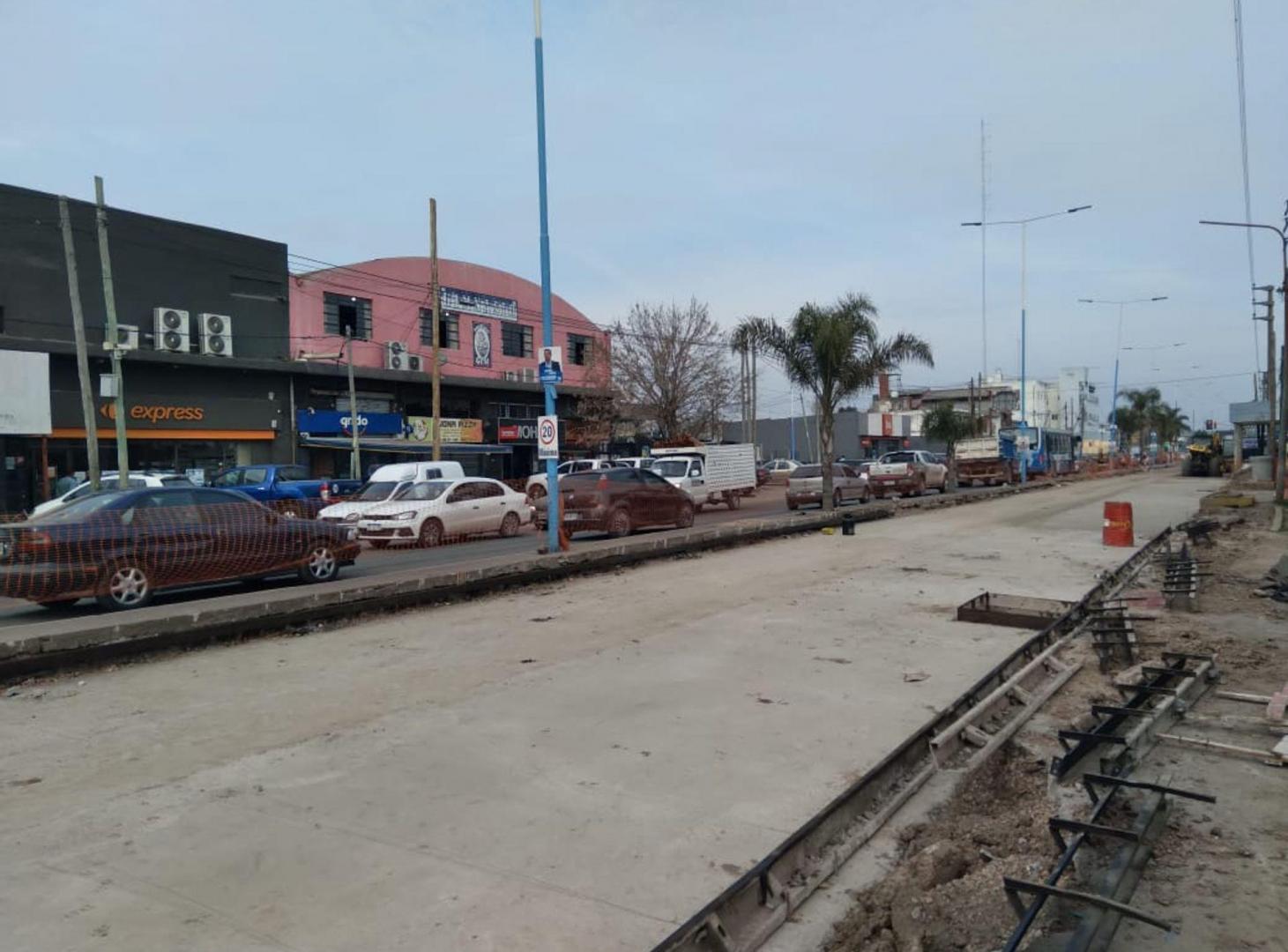 Foto de Venta Local Depósito Oficina Maquinista Savio, imagen 5