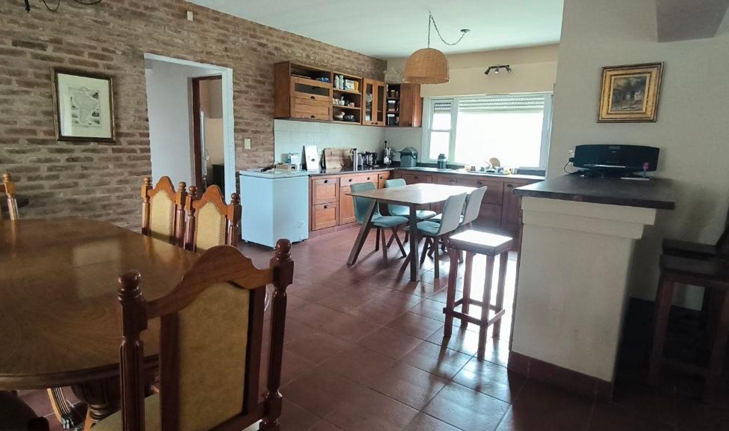 Foto de Casa Quinta Acceso Sur, Mercedes Perfecto Estado, imagen 2