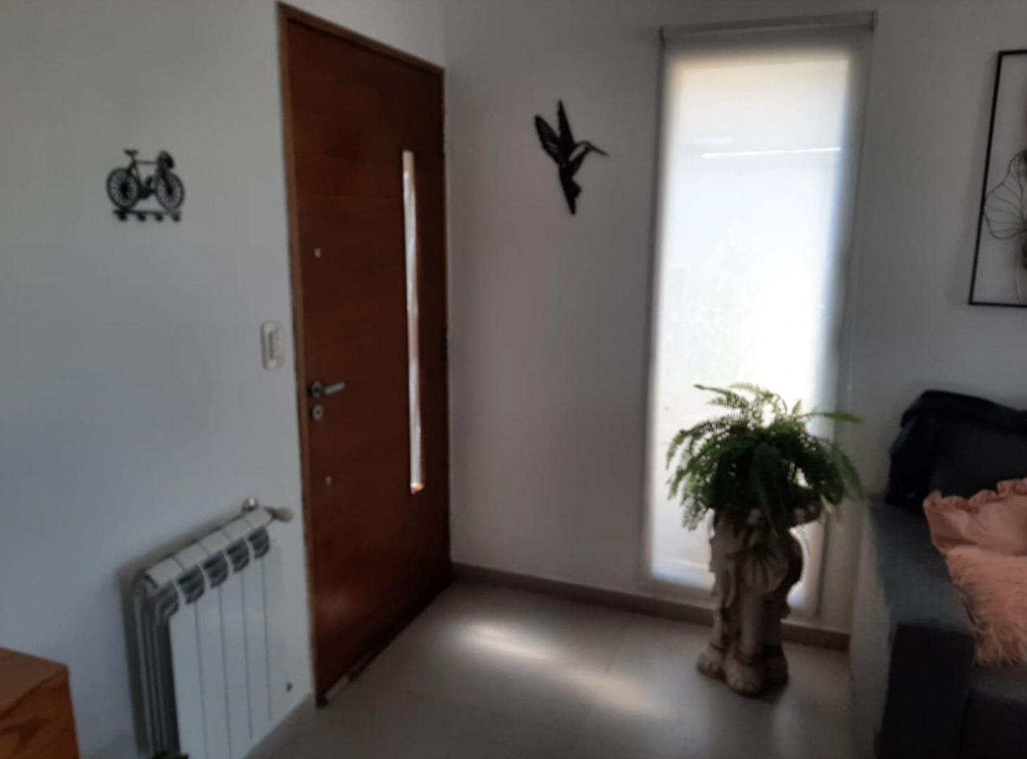 Foto de VENTA CASA BARRIO SAN EDUARDO PILAR DEL ESTE, imagen 2