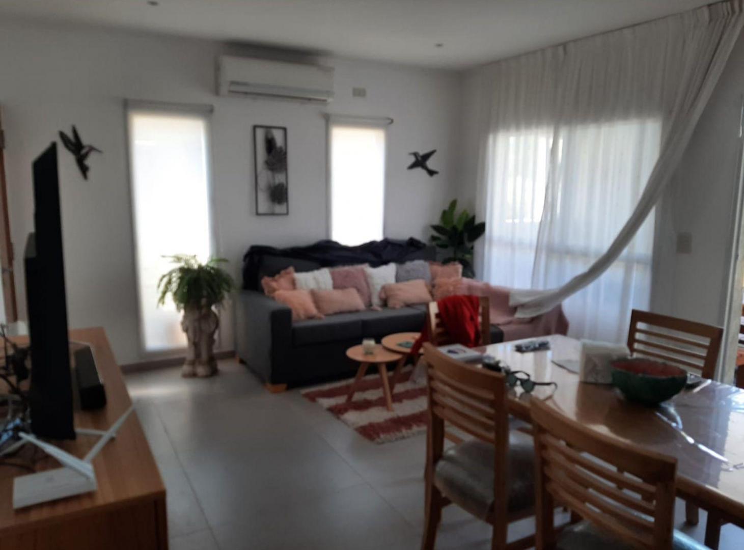 Foto de VENTA CASA BARRIO SAN EDUARDO PILAR DEL ESTE, imagen 3