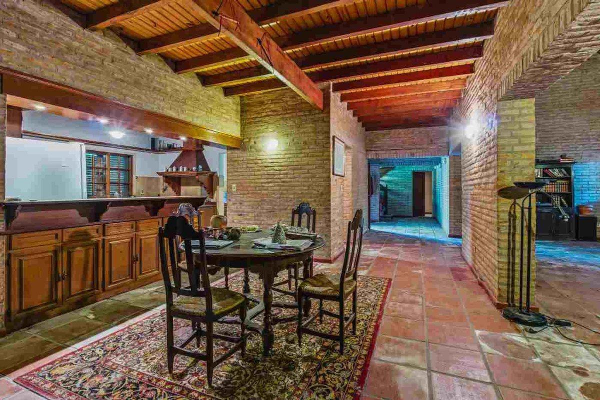 Foto de VENTA CASA 5 AMB ASTOLFI PILAR LOTE 2 Y MEDIA HC, imagen 4