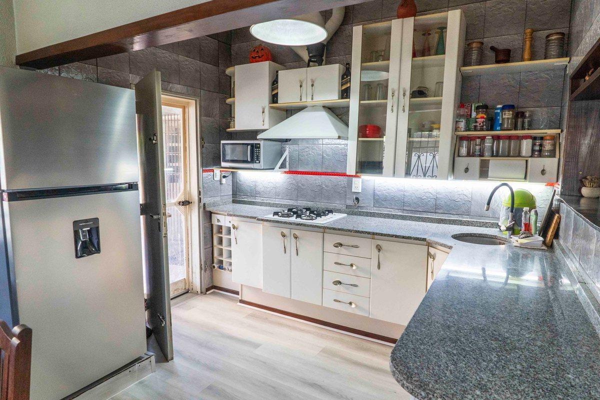 Foto de VENTA CASA QUINTA + CASA CASEROS LA REJA MORENO, imagen 3