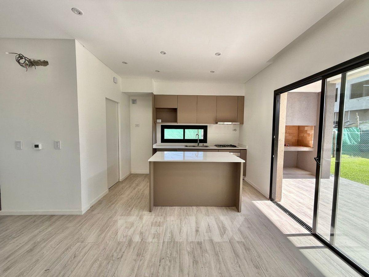 Foto de VENTA DUPLEX 4 AMB. A ESTRENAR SPRINGPARK PILAR, imagen 5