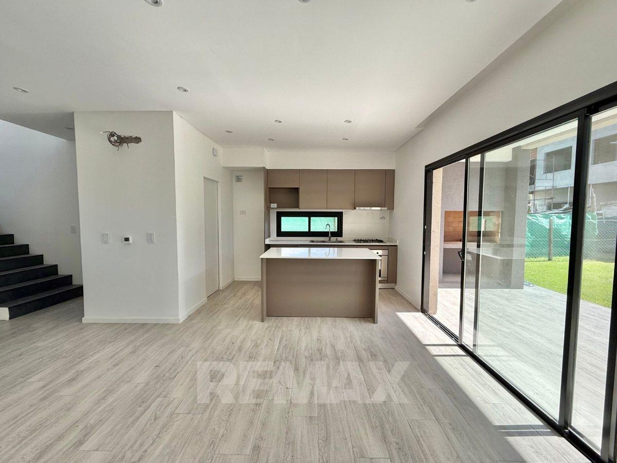 Foto de VENTA DUPLEX 4 AMB. A ESTRENAR SPRINGPARK PILAR, imagen 3