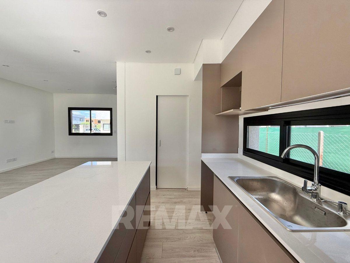 Foto de VENTA DUPLEX 4 AMB. A ESTRENAR SPRINGPARK PILAR, imagen 4