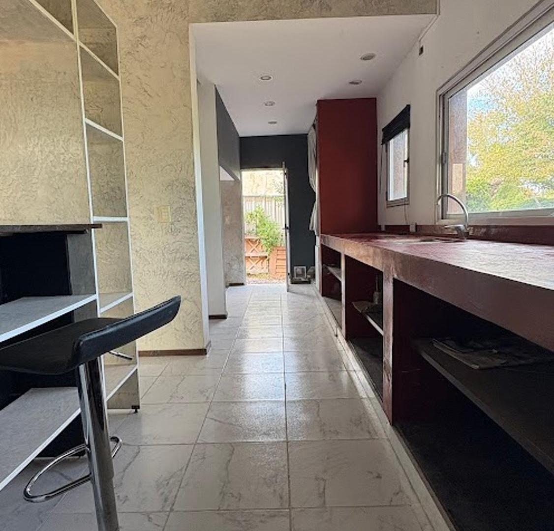 Foto de CASA 4 AMB. - PILETA - BARRIO PRIVADO - MANZANARES, imagen 4